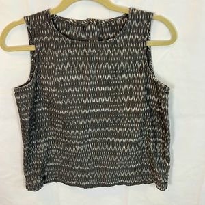 Green Eileen Gray and White Tank